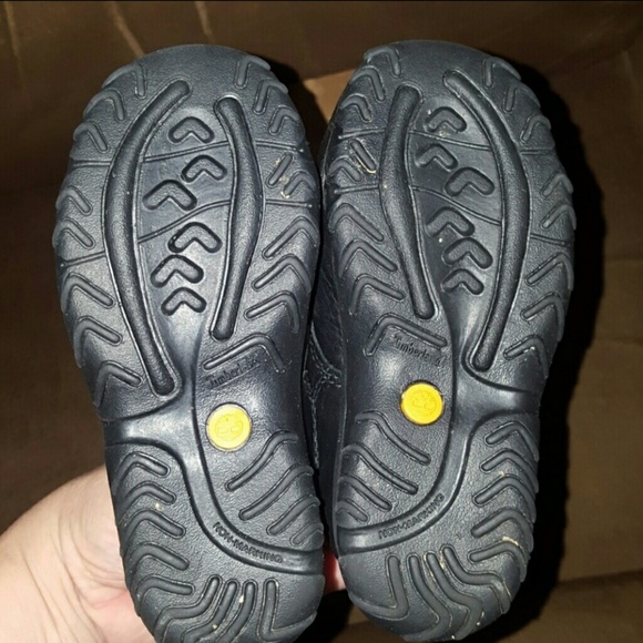 TIMBERLAND BOYS BLACK CARLSBAD DRESS SHOES NEW 6.5 - Picture 3 of 6